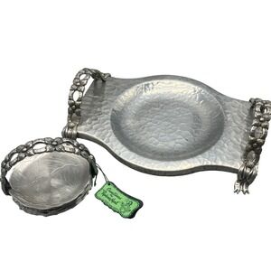 Rodney Kent DOGWOOD CABBAGE 446 Hammered Aluminum 8 Coasters Caddy  and Tray set